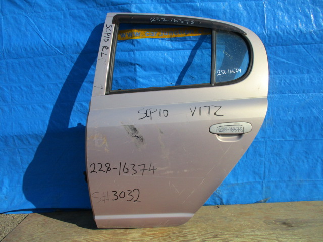 Used Toyota  WINDOWS GLASS REAR LEFT